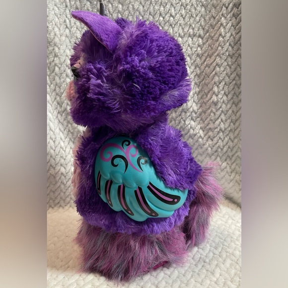 Hatchimals Wow, Llalacorn Grow up to 32” Interactive Electronic Pet Purple Works - Picture 5 of 8